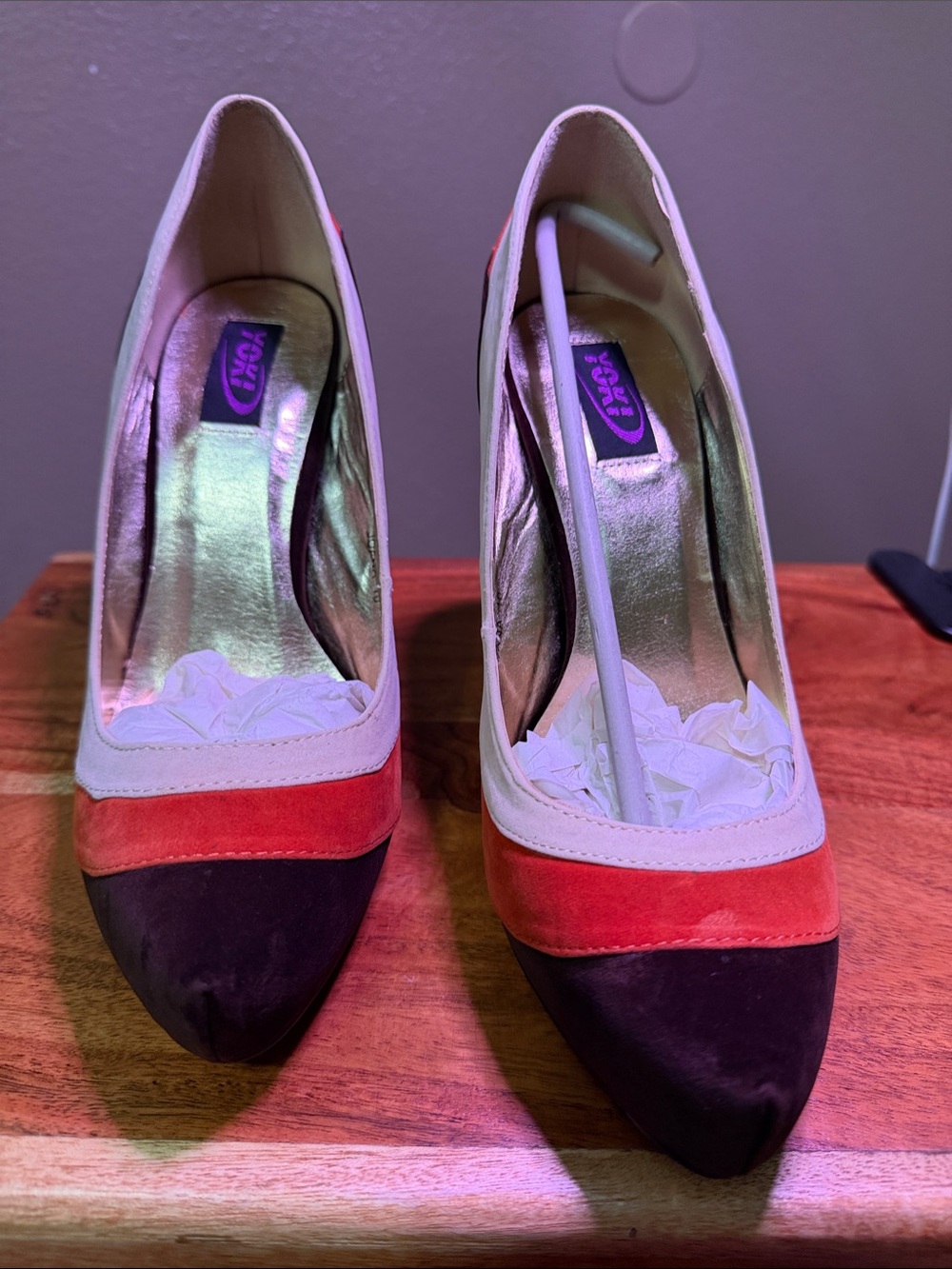 Pointed-Toe Colorblock Pumps in Brown, Coral and Cream